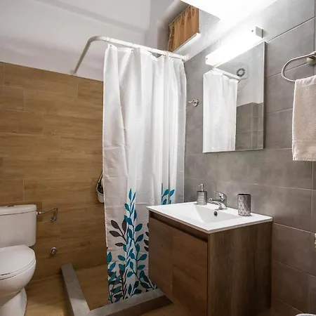 Meteora Family House