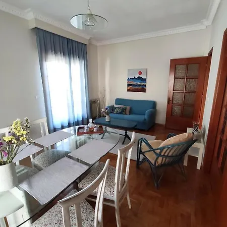 Meteora Family House *