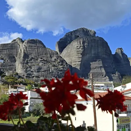 Meteora Family House كالامباكا