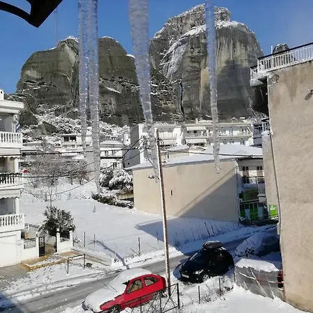 Meteora Family House كالامباكا